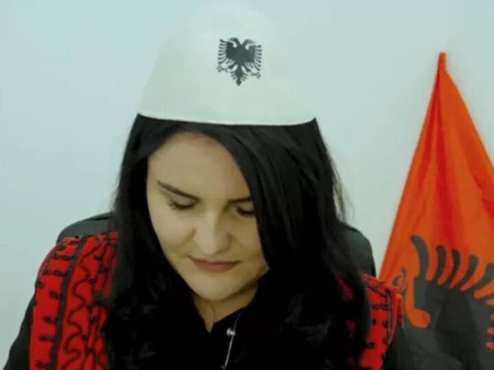 Kjo është Amina Nuraj – Shqiptarja që po e shpërndan gjuhën shqipe në Sanxhak