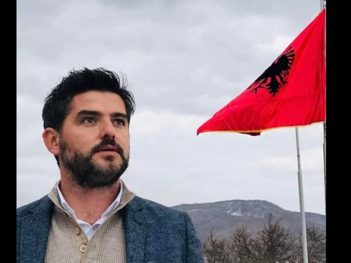 Gazetari Mema alarmon për bazën serbe në Rashkë..!