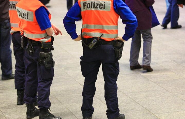 Zvicër: Policia kap një ‘qen robot’ në Cyrih ! (VIDEO)