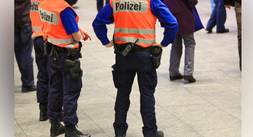 Sipas një sondazhi: Zvicra është një nga vendet më jomiqësore dhe policore në botë..!?