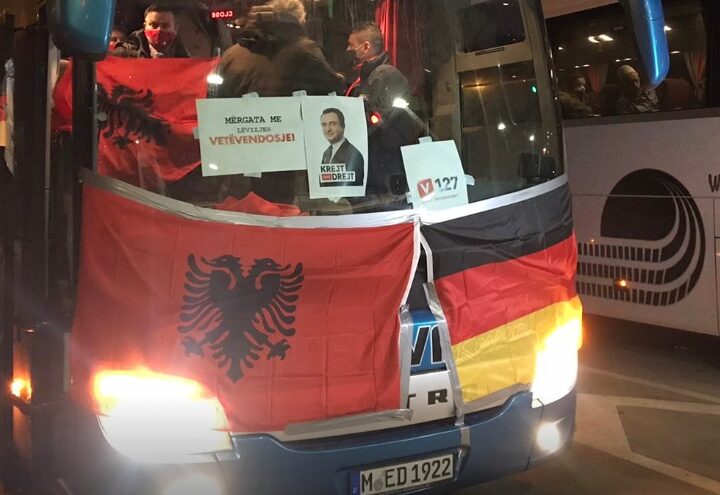 VV organizon autobusë falas për mërgatën në ditën e zgjedhjeve..(FOTO)