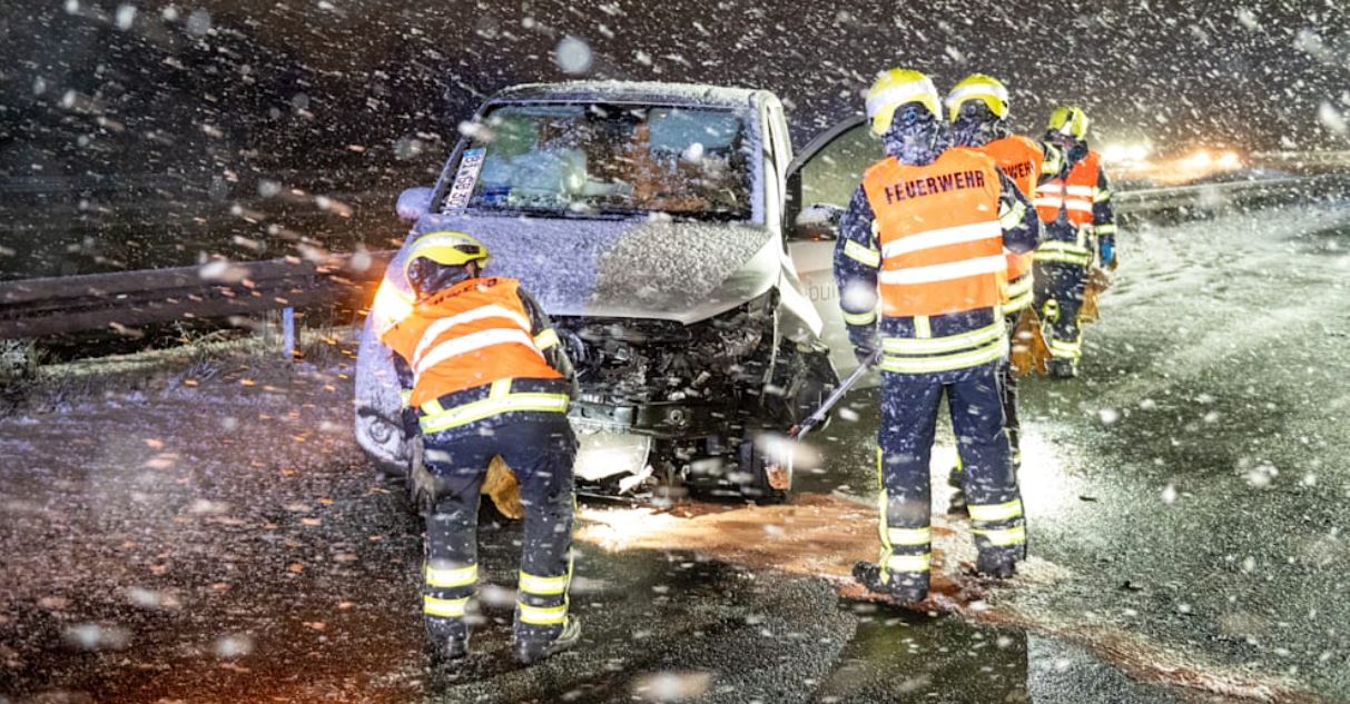 KAOS në Gjermani shkakut borës..(FOTO)