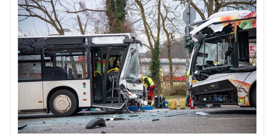 Përplasje mes dy autobusëve në Gjermani! Mbi 35 të plagosur..