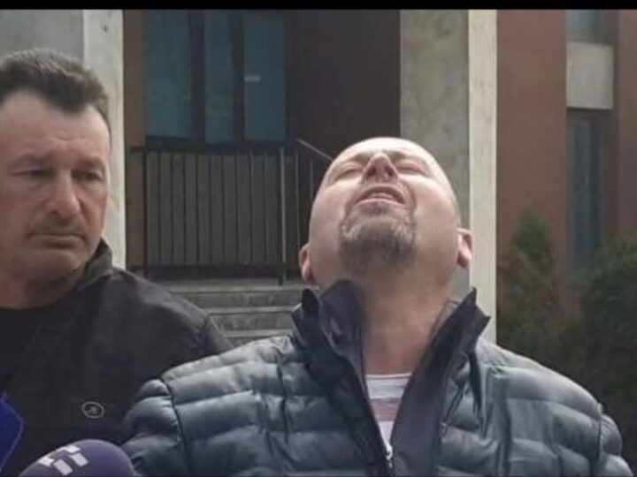 Heshtje, lot dhe zymtësi! Varrosen v’iktimat e tr’agjedisë në Koçan..!? (VIDEO)