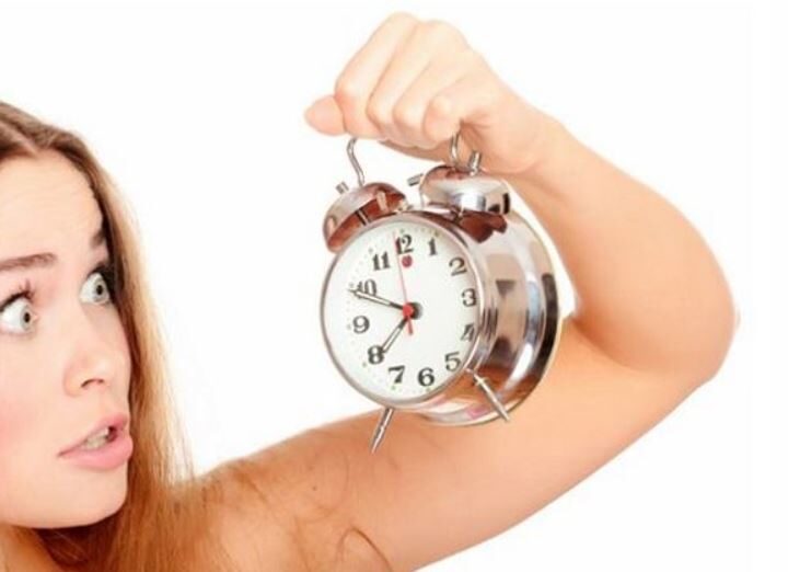 Ndryshimi i orës ndikon shumë te njerëzit, studimet zbulojnë çfarë ndodh me shëndetin fizik dhe mendor..!?