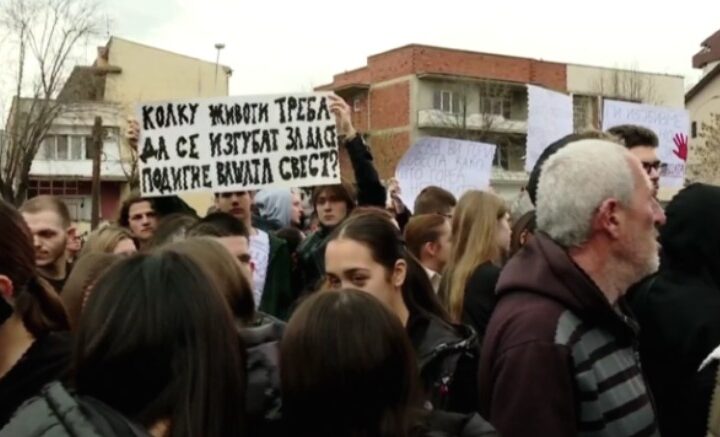 Dy protesta sot në Koçan: Për drejtësi dhe përgjegjësi, por edhe për lirimin e disa të arrestuarve..!?
