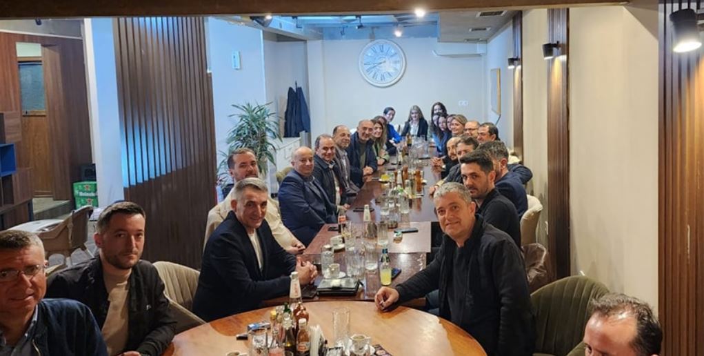 Ibrahimi dhe Murtezi takojnë degën e Alternativës në Kërçovë