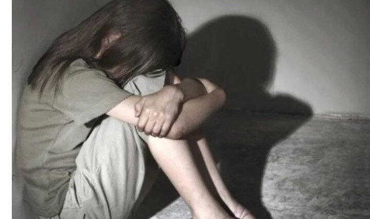 Tmerr në Kërçovë: Burri 72-vjeçar përdhunoi një vajzë..!?