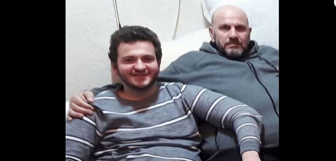 Vdes djali i Komandant Arushës që u plagos sot..!?