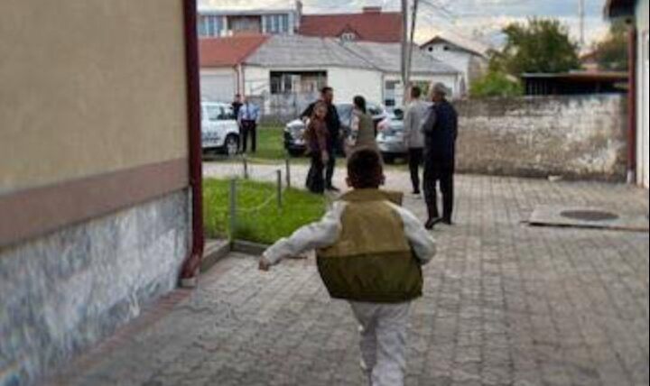 Gëzim i madh në familjen e Kreshnik Bekteshit