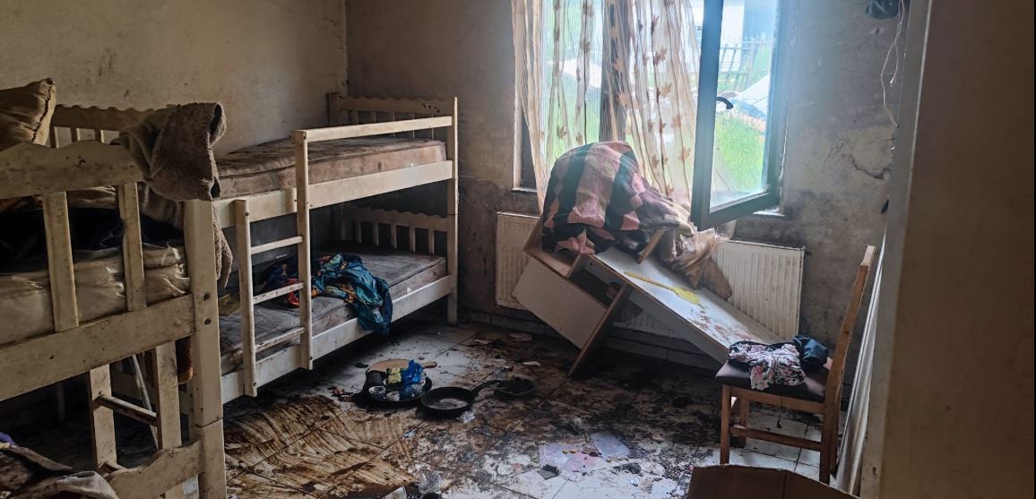 Kalliri i Mirësisë – Kërçovë Renovon dhe pastron gjeneral shtëpinë e një familje në nevojë (FOTO)