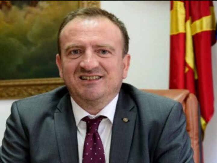 Pse po i ikin njerëzit Taravarit ?