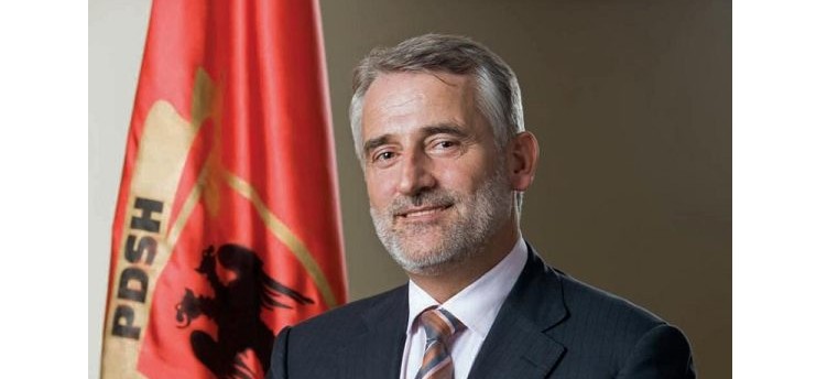 Zhurnal mëson? PDSH-ja me një këmbë në Qeveri!