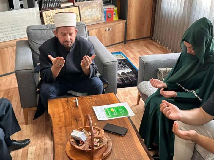 Gjermanja pranon Islamin në Myftenin Kërçovës (FOTO)