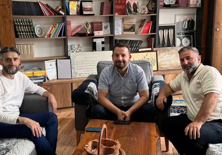 Imamë të Diasporës sonë, vizitojnë Myftininë e Kërçovës