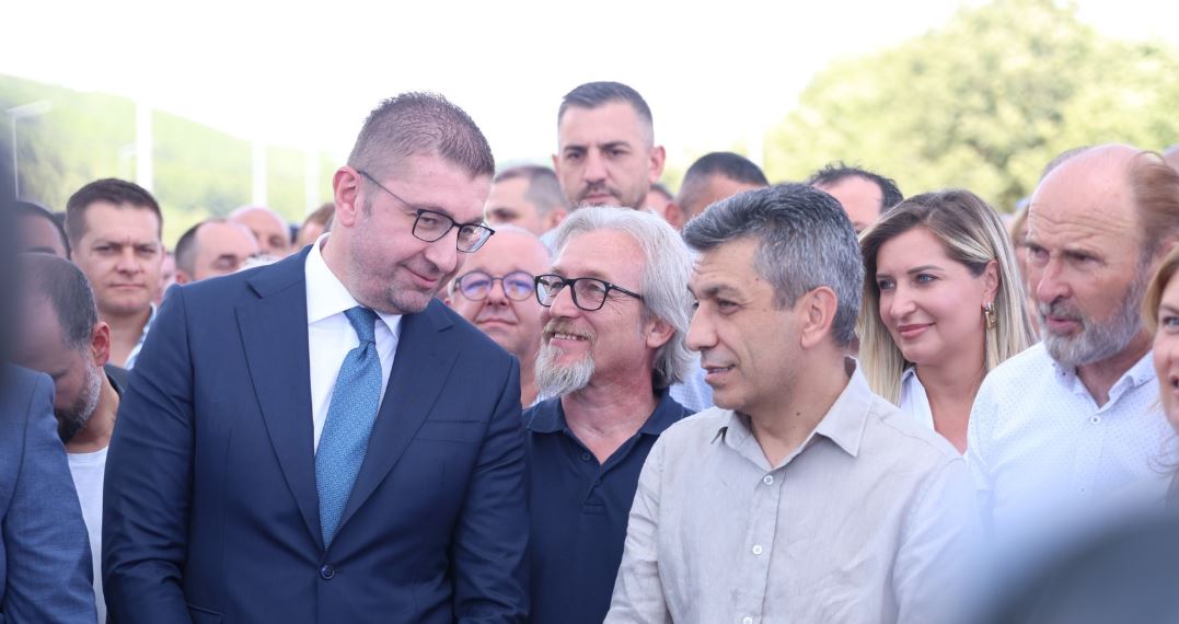 Ministri Fatmir Limani prezent tek hapja solemne e njerës pjesë të autostradës Kërçovë – Ohër