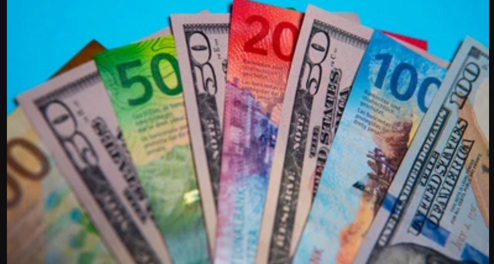 Zvicrant bossa ! Frangu, ende më i vlefshëm se euro dhe dollari !