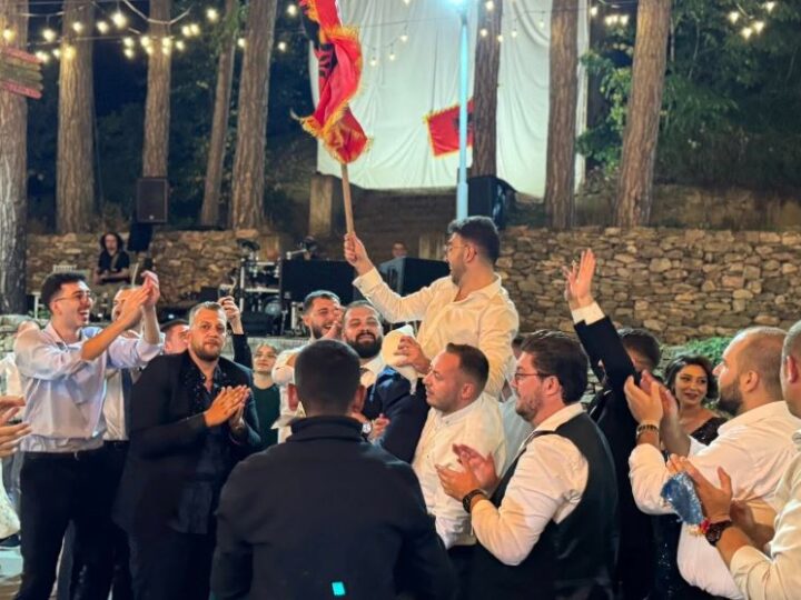 Fatmir Dehari : Dasma e parë në kalanë e qytetit!