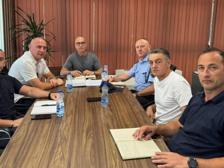 Kryetari Fatmir Dehari takim me kryeshefin e policisë Dritan Selimi