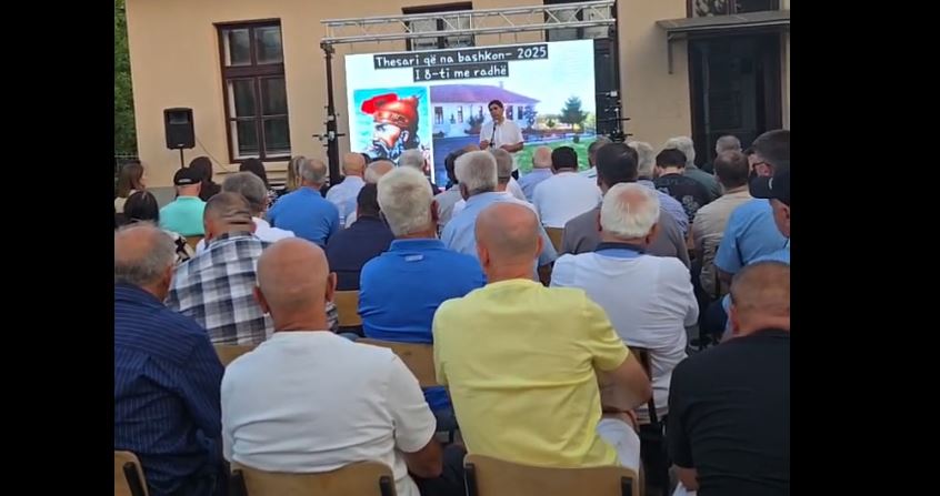 U mbajt manifestimi Thesari që na bashkon (VIDEO)