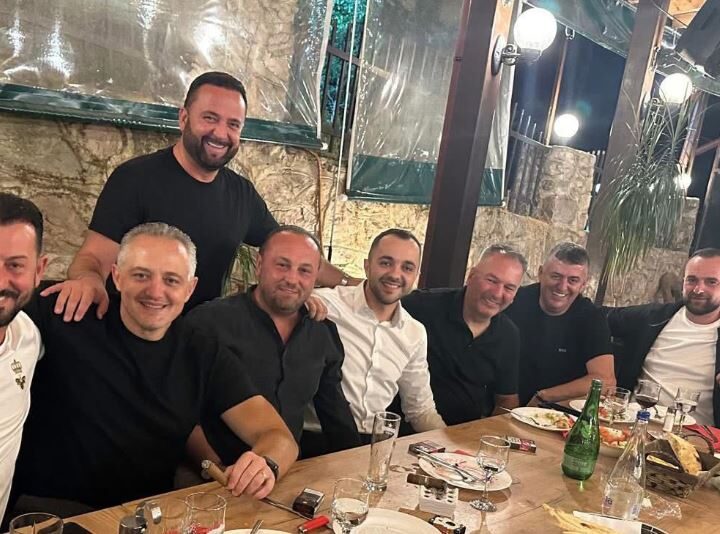 Shkodran Alili takim me mërgimtarët. Prezent dhe Dr. Luan Elezi nga Amerika