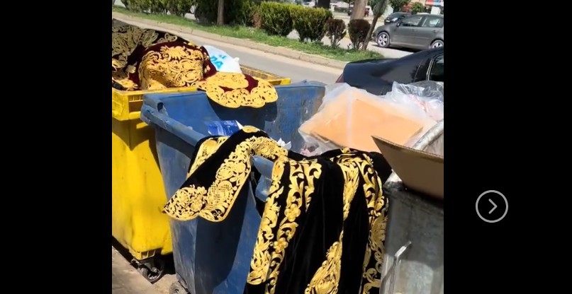 Mbaruan dasmat ! Nuset i hedhin dimijat në bërdhok ! (VIDEO)