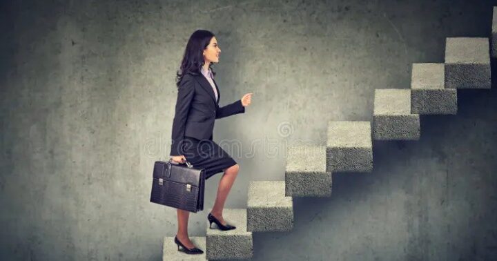 Gratë e suksesshme kanë këto pesë zakone të përbashkëta !