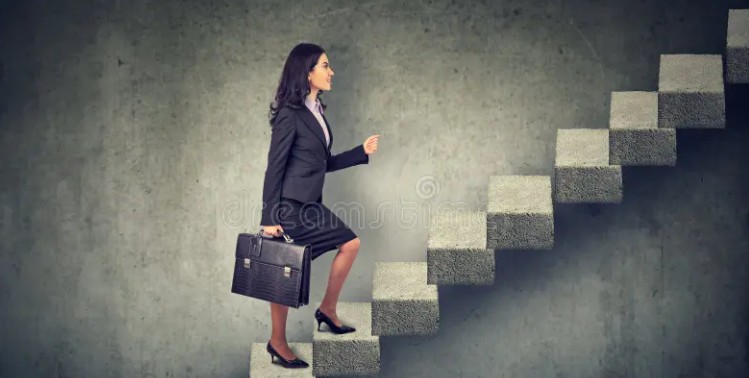 Gratë e suksesshme kanë këto pesë zakone të përbashkëta !