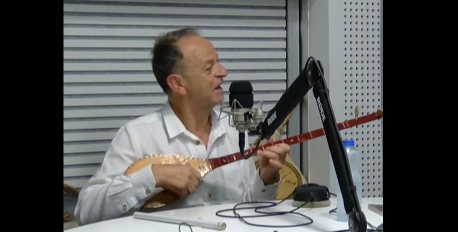 Kur tingulli flet vetë: “Cuca e Uskanës” në gjuhën e çiftelisë! (VIDEO)