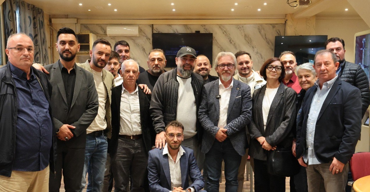 Fatmir Limani vazhdon krijimin e grupeve punuese (FOTO)