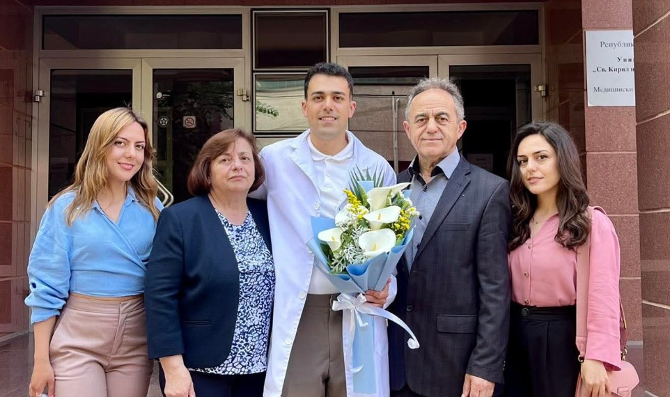 Urime: Dr Agron Fejza Shembull Frymëzimi i Rinise Kërçovare