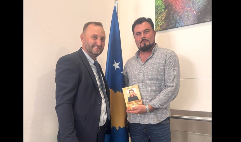 Rapsodi Kërçovar nga Zvicra Argjend Lika mysafir special tek Konsullata e Republikës së Kosovës në Cyrih