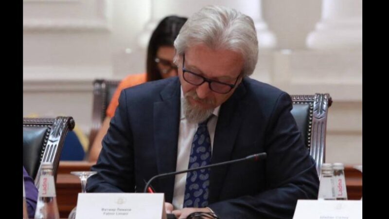 Fatmir Limani uron Natën e Kadrit