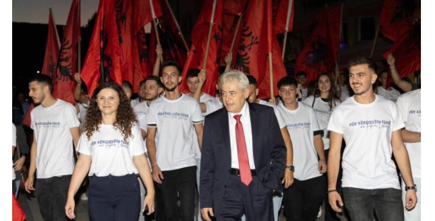 Ahmeti nga Kërçova ende duke u marrë me gjuhën, historin dhe krenarin kombëtare !