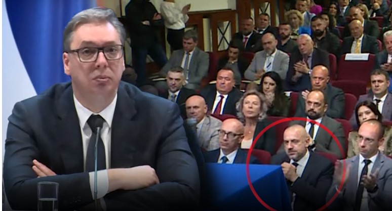 Vuçiq i ka kërkuar KFOR-it të hapë rrugën për grupin e Radoiçiqit që shqiptarët të mos i vrasin!