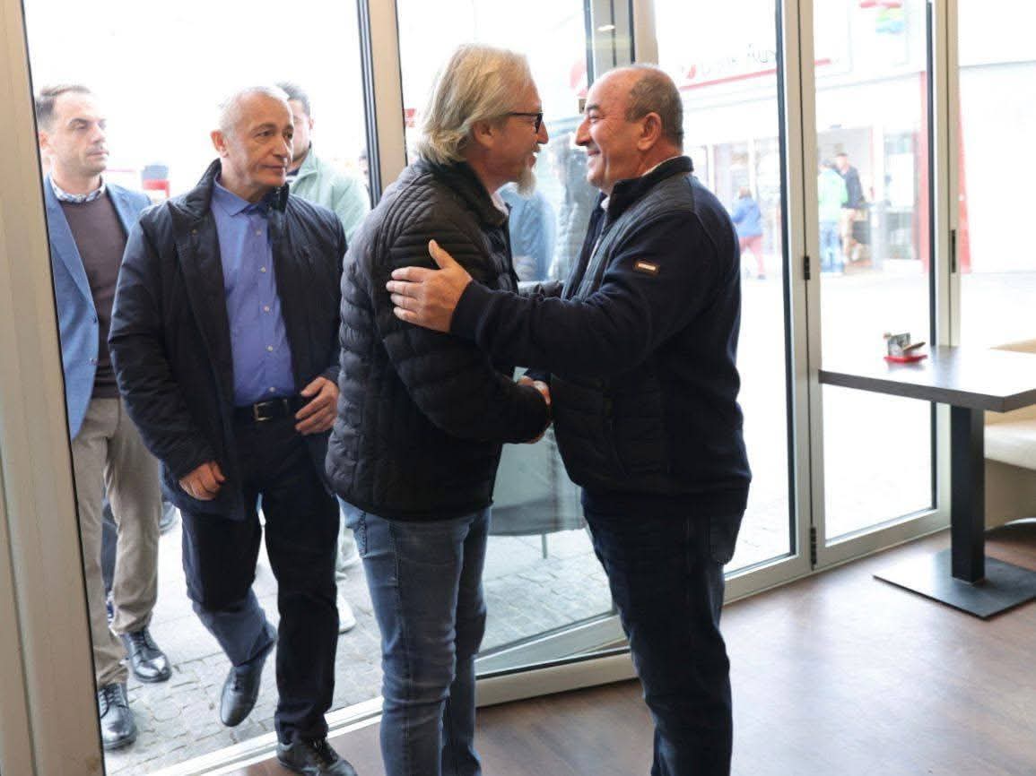 Tv Gurra: Fatmir Limani takon afaristët kërçovarë në Vjenë