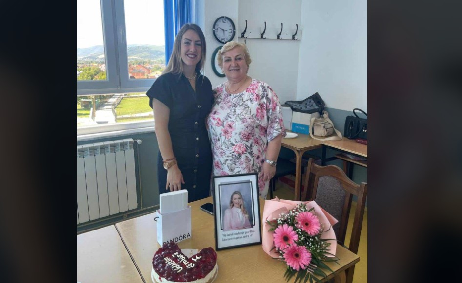 Mësuesja nga Kërçova shpërngulet për në Amerikë ! Kolegeja me mesazh prekës