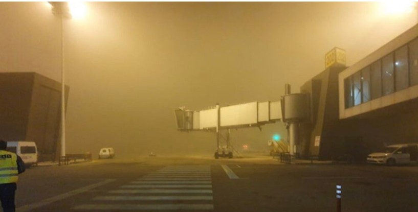 Stuhitë e forta shkaktojnë kaos në Aeroportin e Shkupit, ndërpriten fluturimet !