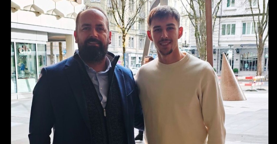 Takim me talentin Adrian Bajrami