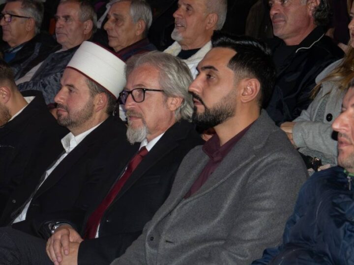 Fatmir Limani: Vazhdon manifestimi i Ditës së Alfabetit në Kërçovë