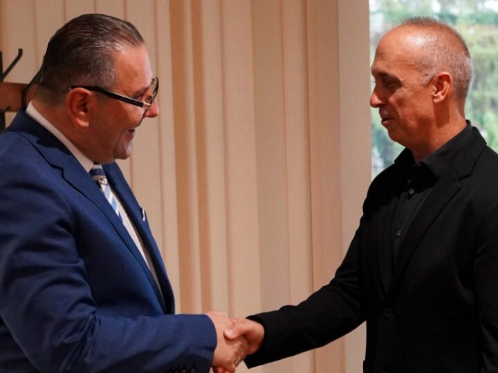 Shoqata Humanitare Greshnica Zvicër falenderon Fatmir Deharin dhe Aleksandar Jovanoskin