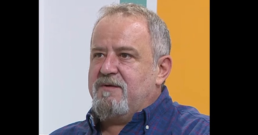 Aktori Kërçovar Adem Karaga tregon se si e prishi vizën C të Zvicrës për tu këthyer në vendlindje (VIDEO)