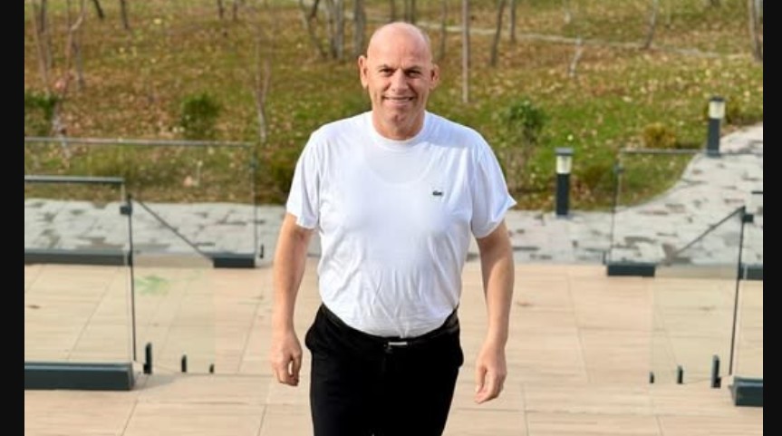 Reagon Lladrovci: U vërtetua që ‘s’ka bir nane që më largon nga PDK-ja’ !?