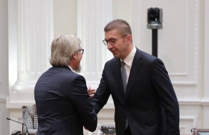 Ministri Fatmir Limani takim me kryeministrin Prof. Dr. Hristijan Mickoski