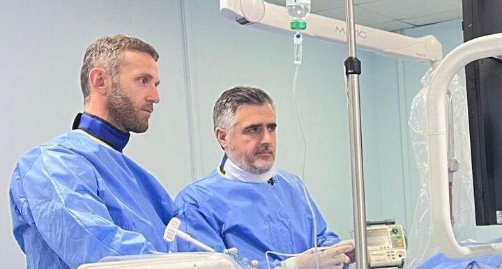 Kërçovari Dr. Florim Cuculi në Shqipëri