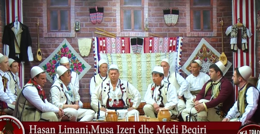 Shtat bilbilat – Këngë burimore Kërçovre (VIDEO)