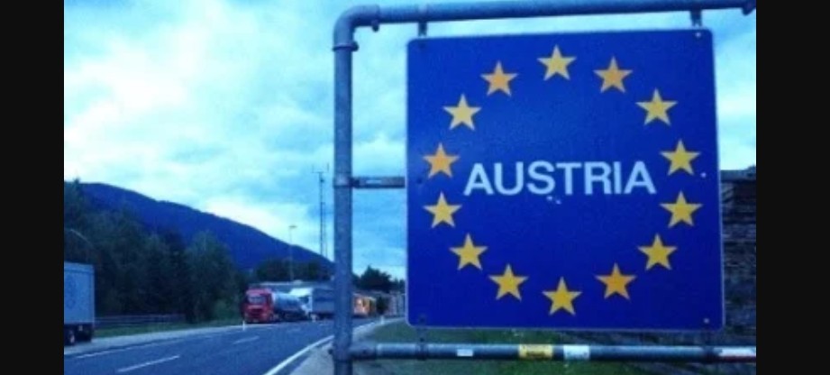 Austria ristrukturon kontrollet kufitare !