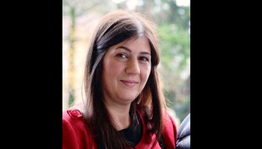 Urime: Zana Rrahmani emërohet zëvendësdrejtoreshë e Gjimnazit “Drita”