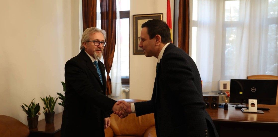 Ministri Fatmir Limani në takim me Ambasadorin Begoviq në Bukuresht