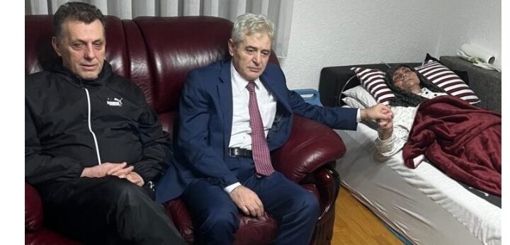 Ali Ahmeti shpreh ngushëllime për ndarjen nga jeta të nënës së Sadulla Durakut